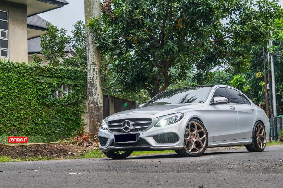 Mercedes-Benz C250 AMG Line by Permaisuri on Vossen Wheels (CG-205) '2017